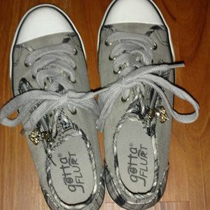 COPY - Gotta Flurt Low Top Fashion Sneaker 6 Grey zipper Women's